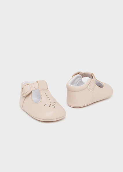 Mayoral Beige T-bar Pram Shoes – Little Darlings Closet